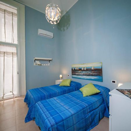 B&B Ma.Li. Наполи Екстериор снимка