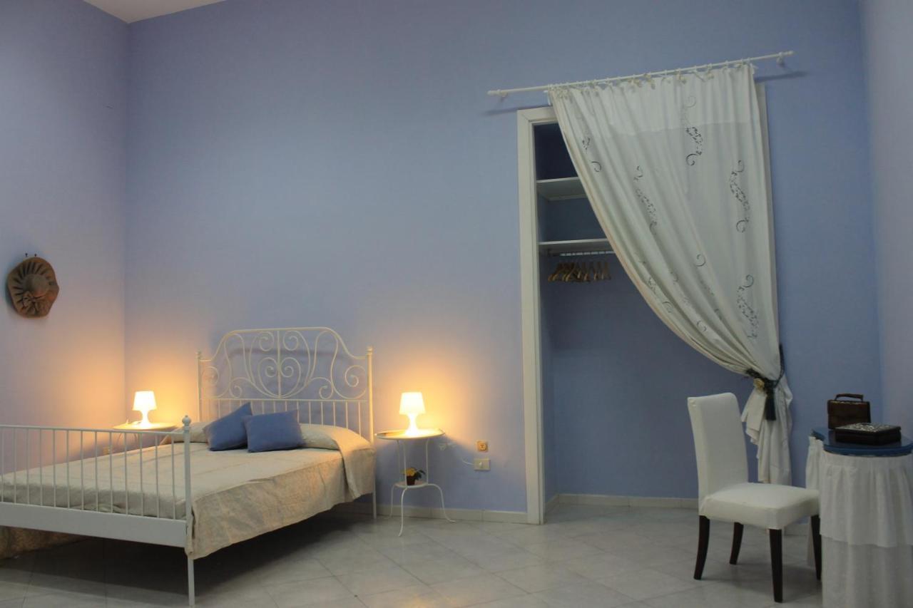 B&B Ma.Li. Наполи Екстериор снимка