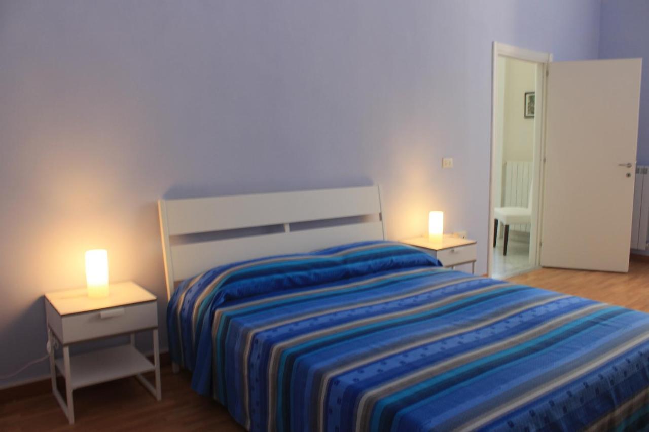 B&B Ma.Li. Наполи Екстериор снимка