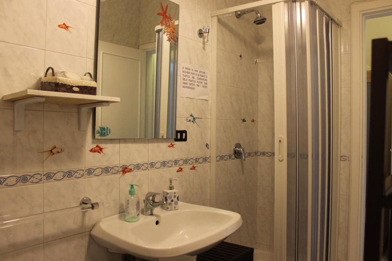 B&B Ma.Li. Наполи Екстериор снимка
